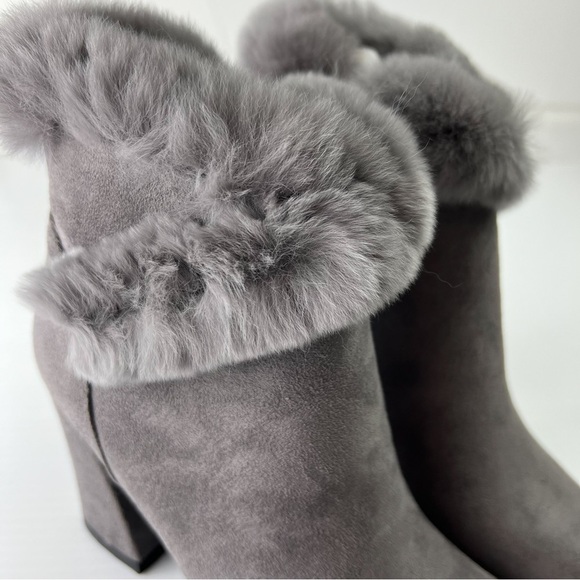 Azura Bootie Womens size 6 Janesa Grey Ankle Boots Faux Fur Micro Suede - Picture 4 of 13